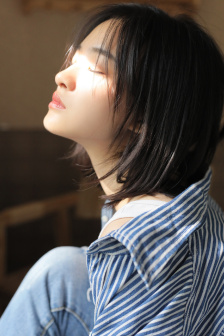 男人把j伸进女人下面视频